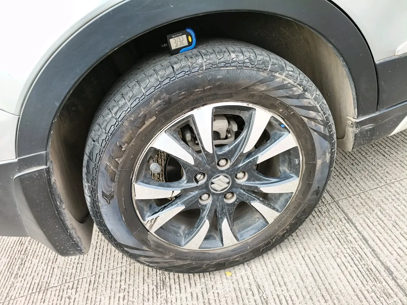 2022 Maruti S Cross ALPHA AT1.5, Petrol, Automatic, 16,920 km, tyre