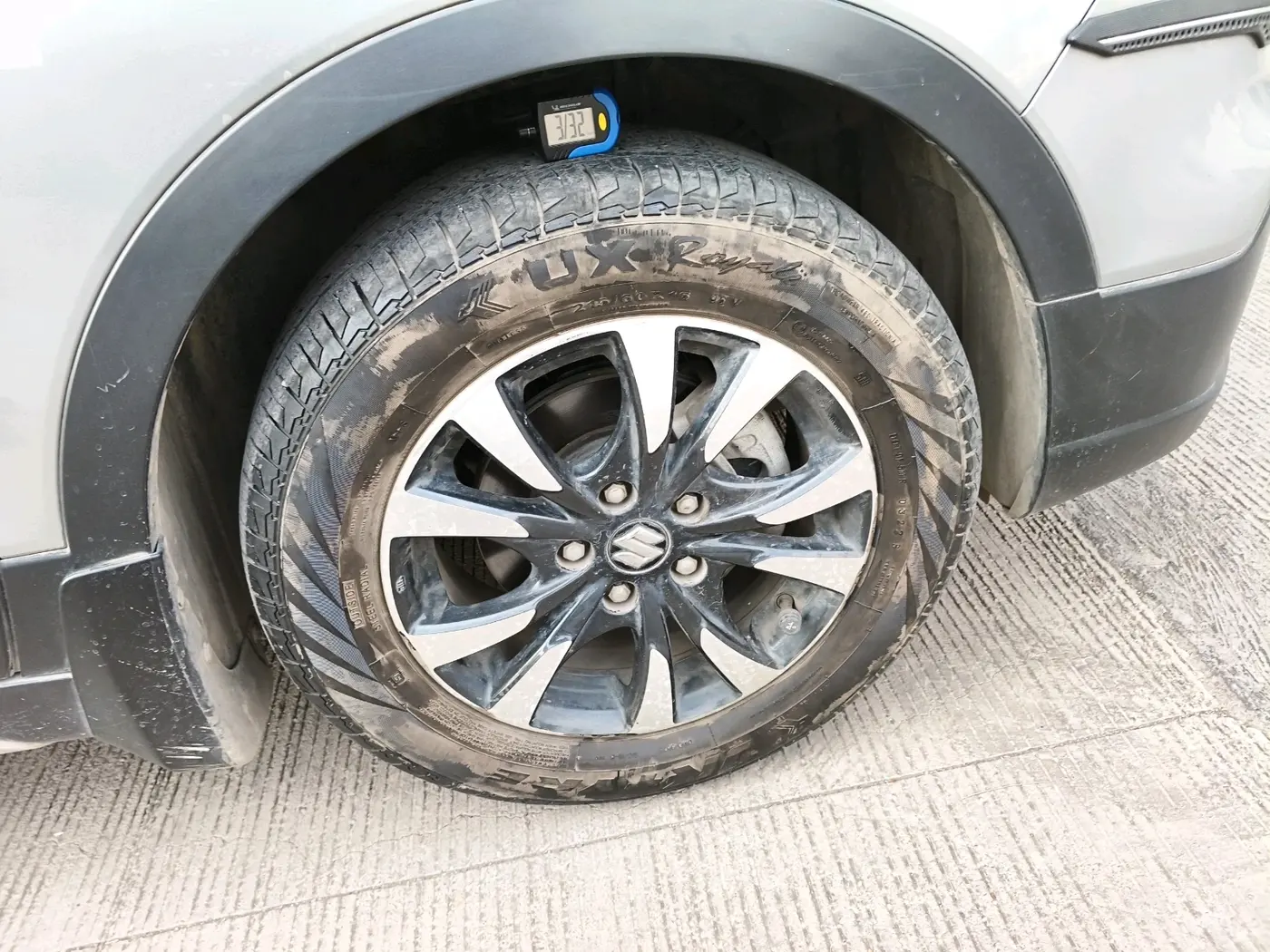 2022 Maruti S Cross ALPHA AT1.5, Petrol, Automatic, 16,920 km, tyre