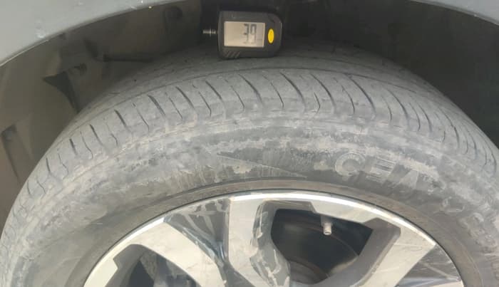 2018 Honda WR-V 1.5L I-DTEC VX MT, Diesel, Manual, 1,48,050 km, tyre