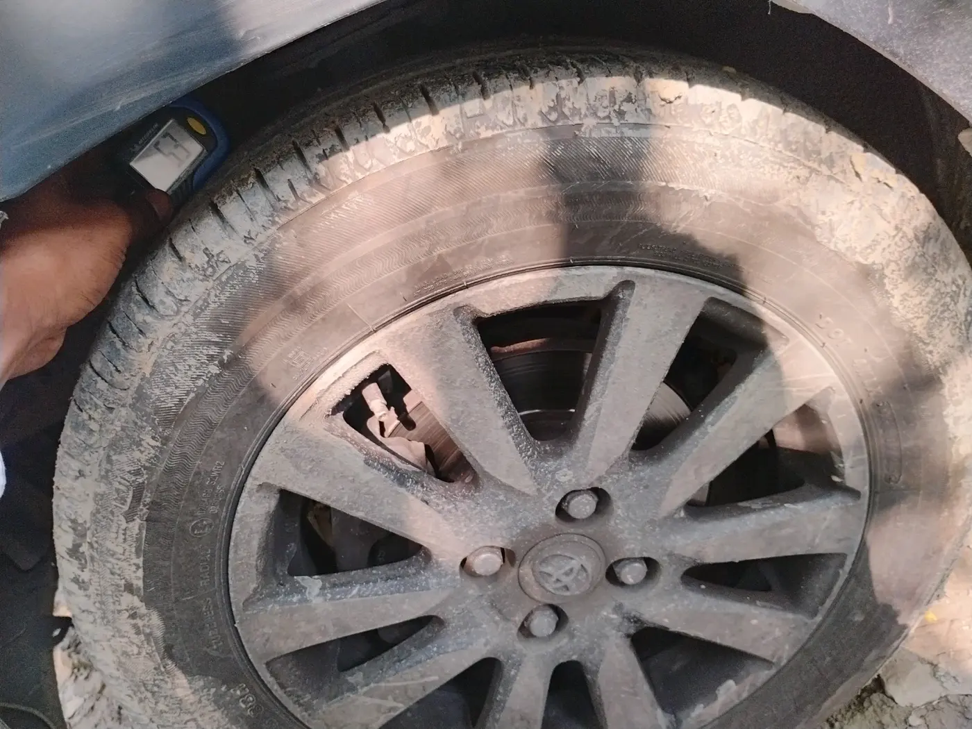 2014 Toyota Etios CROSS 1.4 VD, Diesel, Manual, 2,23,009 km, tyre