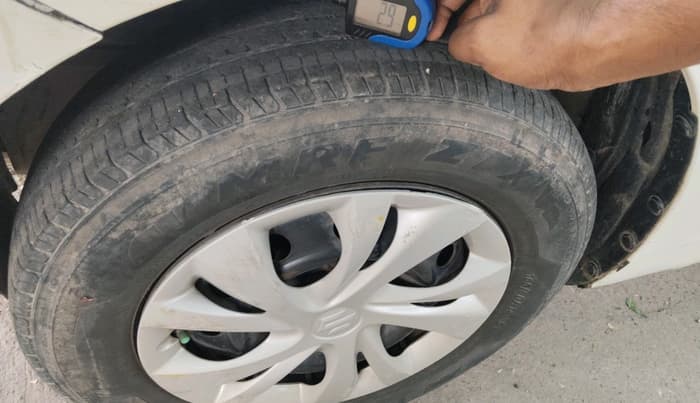 2012 Maruti Swift Dzire VXI, CNG, Manual, 90,186 km, tyre