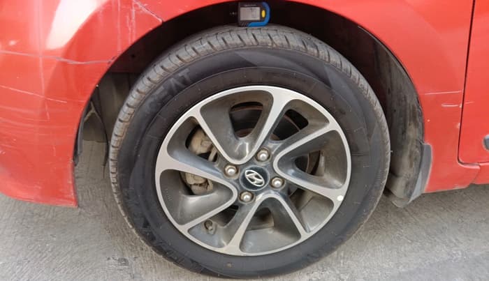 2017 Hyundai Grand i10 SPORTZ (O) AT 1.2 KAPPA VTVT, Petrol, Automatic, 51,855 km, tyre