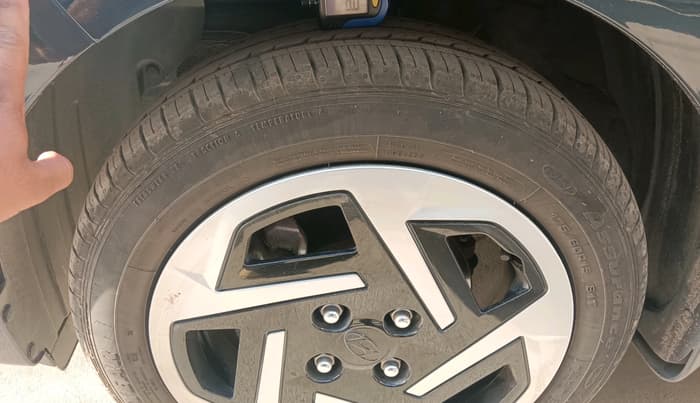 2025 Hyundai GRAND I10 NIOS SPORTZ 1.2 KAPPA VTVT, Petrol, Manual, 4,473 km, tyre