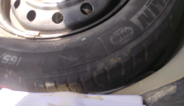 2013 Maruti Swift Dzire VXI, Petrol, Manual, 1,19,950 km, tyre