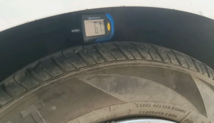 2011 Nissan Sunny XL, Petrol, Manual, 78,050 km, tyre