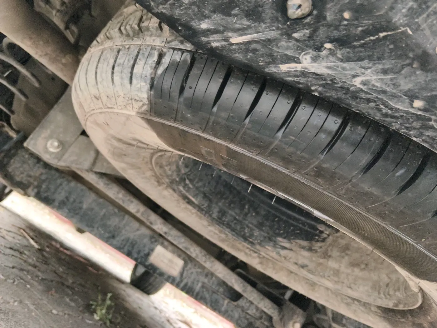 2023 Tata Harrier ADVENTURE PLUS DARK EDITION, Diesel, Manual, 1,02,520 km, tyre