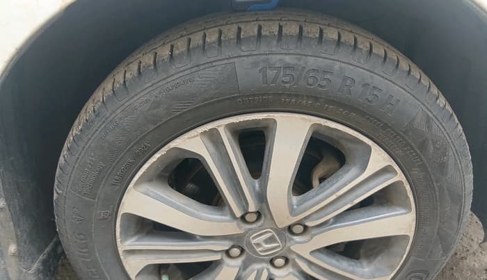2022 Honda City 1.5L I-VTEC SV, Petrol, Manual, 74,999 km, tyre