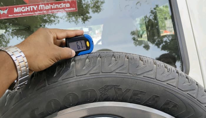 2022 Mahindra Bolero B6, Diesel, Manual, 40,013 km, tyre