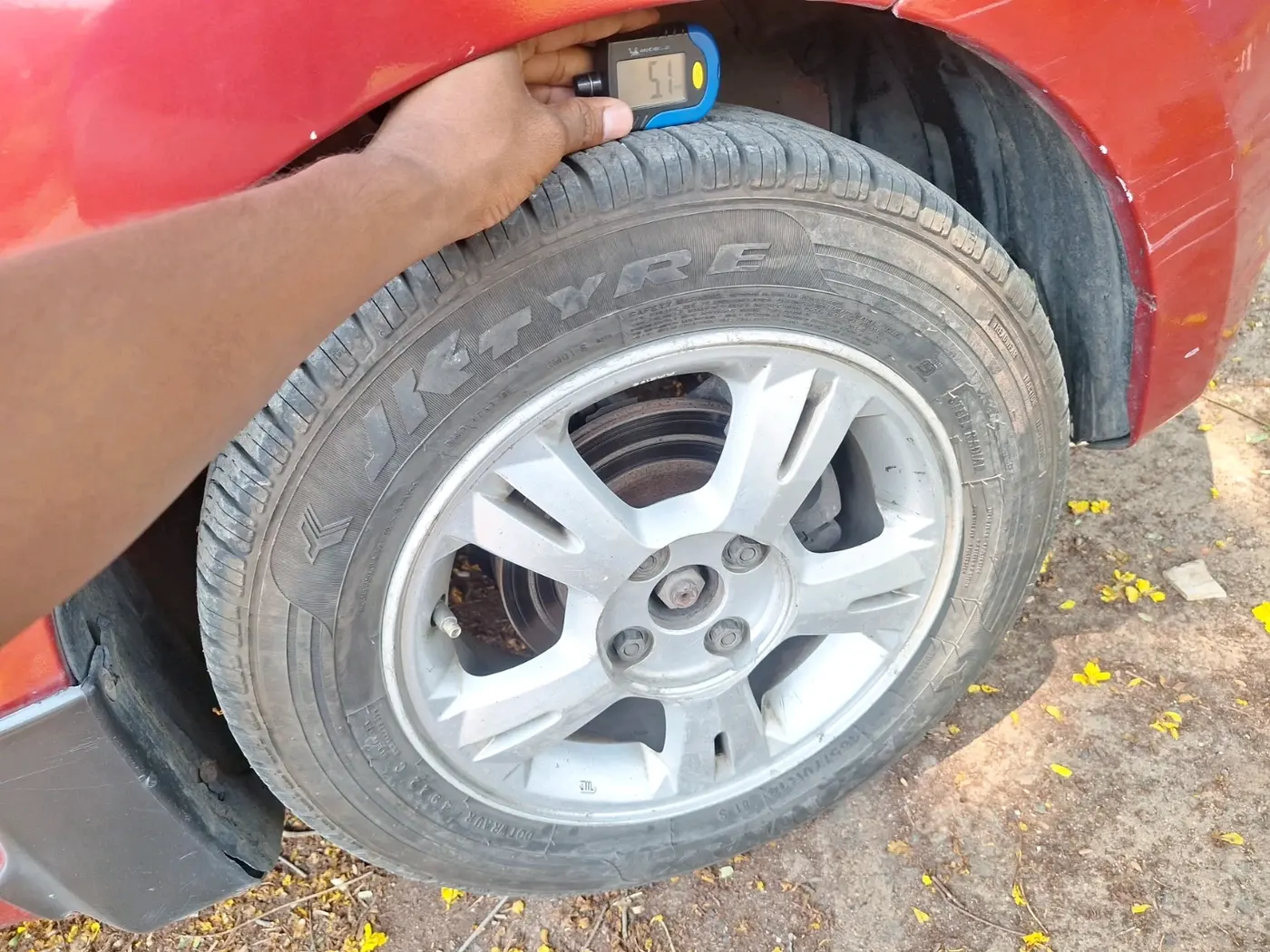 2014 Maruti Celerio VXI AMT, Petrol, Automatic, 60,021 km, tyre