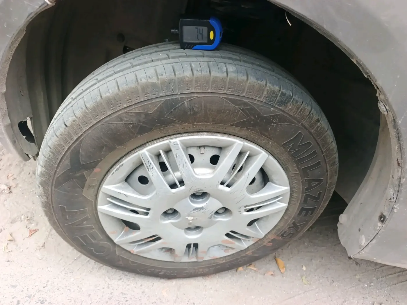 2019 Maruti New Wagon-R LXI CNG 1.0, CNG, Manual, 1,85,841 km, tyre
