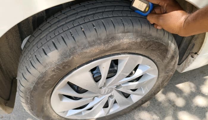 2024 Maruti Baleno DELTA CNG 1.2L, CNG, Manual, 10,714 km, tyre
