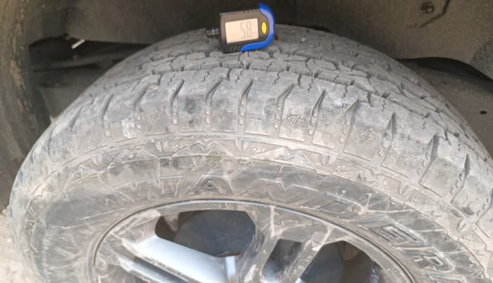 2024 Mahindra Thar LX D HT 2WD MT, Diesel, Manual, 33,769 km, tyre