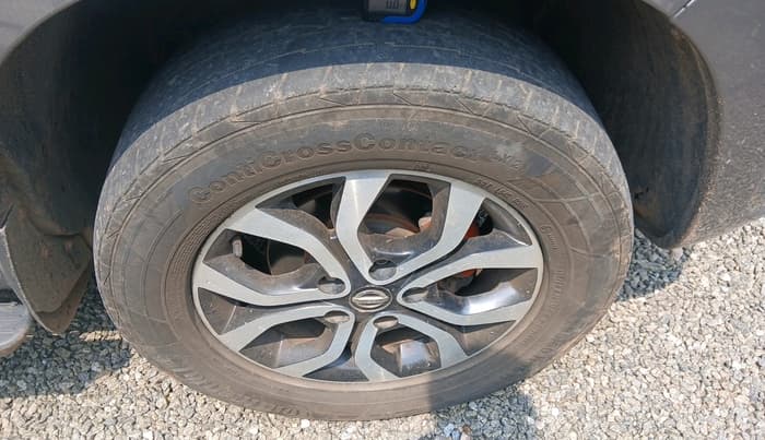 2014 Nissan Terrano XL O (D), Diesel, Manual, 1,68,962 km, tyre