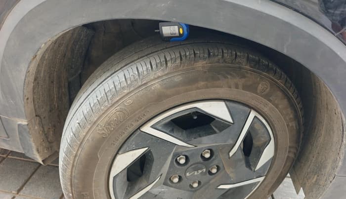 2025 KIA SONET HTK (O) 1.2 Petrol MT, Petrol, Manual, 12,258 km, tyre