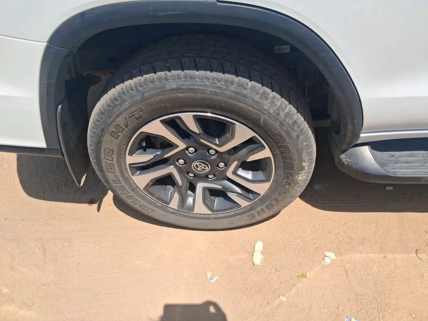 2024 Toyota Fortuner 4X2 AT 2.8 LEGENDER, Diesel, Automatic, 39,455 km, tyre