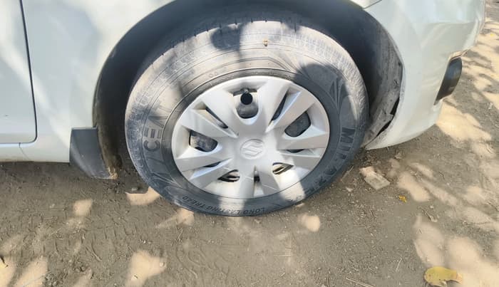 2014 Maruti Swift Dzire VDI, Diesel, Manual, 85,568 km, tyre