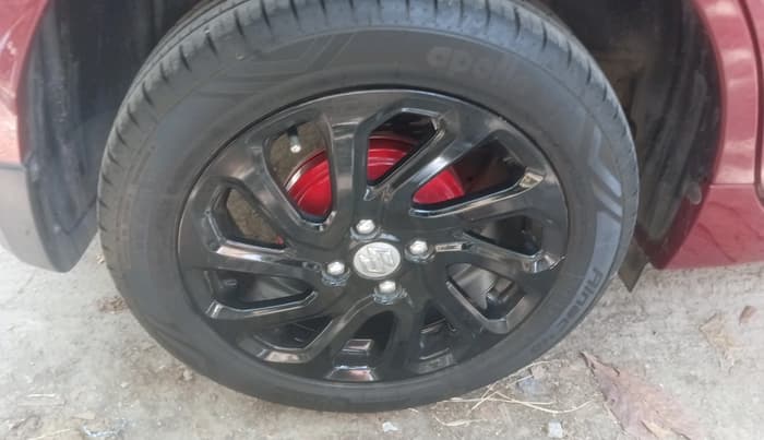 2024 Maruti Baleno ZETA 1.2 AGS, Petrol, Automatic, 13,658 km, tyre