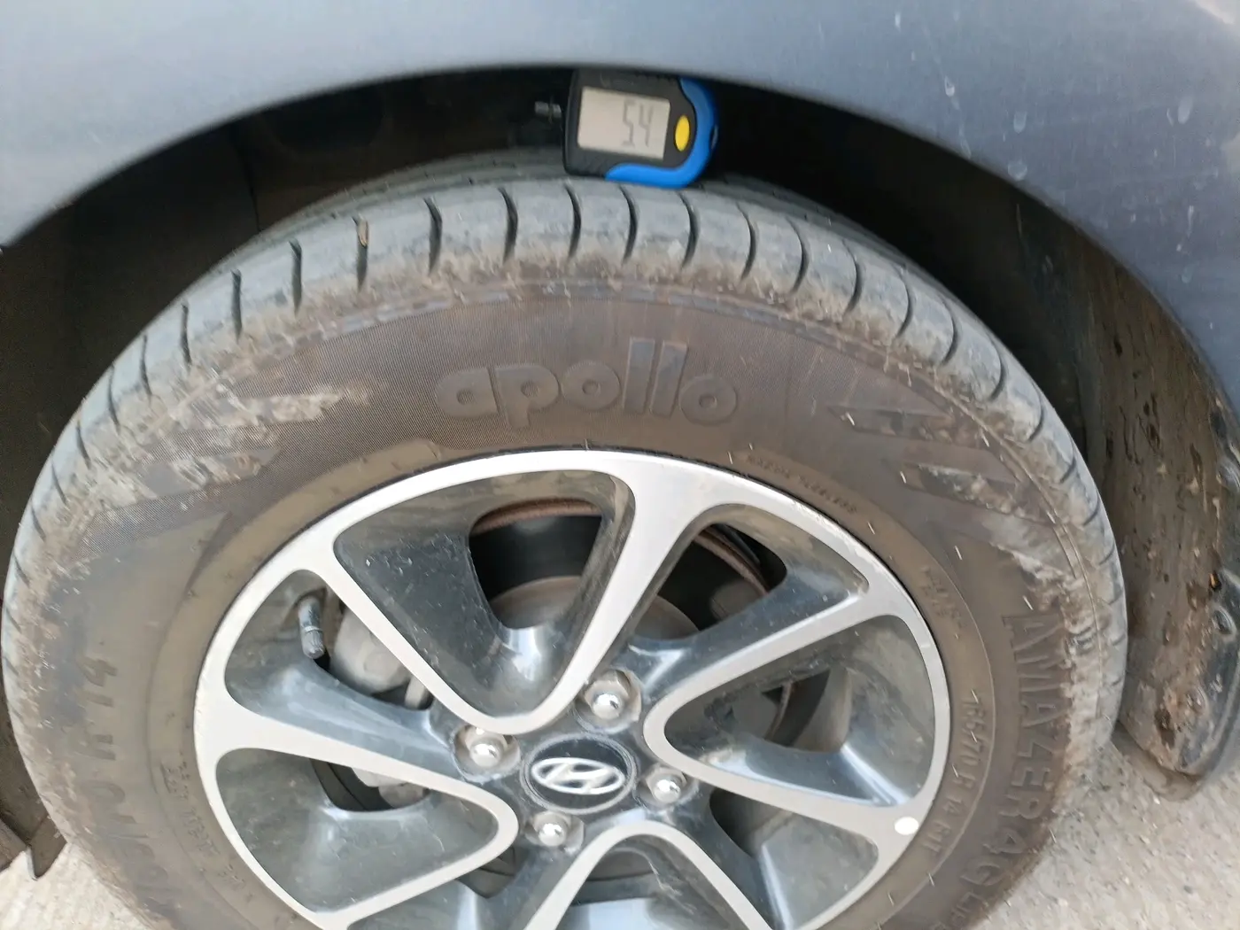 2017 Hyundai Grand i10 SPORTZ (O) AT 1.2 KAPPA VTVT, Petrol, Automatic, 46,489 km, tyre