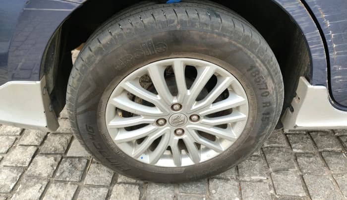 2018 Maruti Dzire ZDI, Diesel, Manual, 87,022 km, tyre
