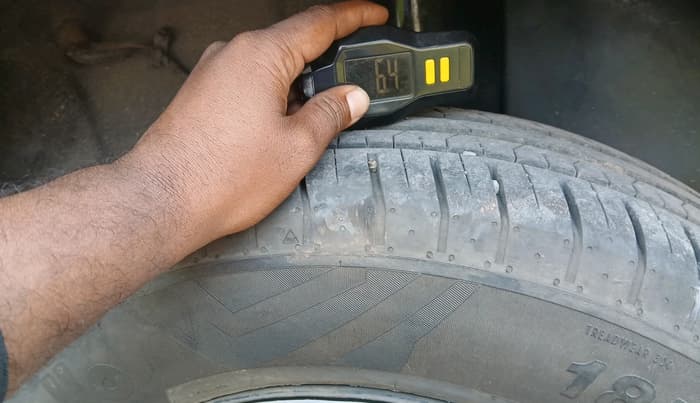 2022 Tata PUNCH ADVENTURE MT, Petrol, Manual, 27,082 km, tyre