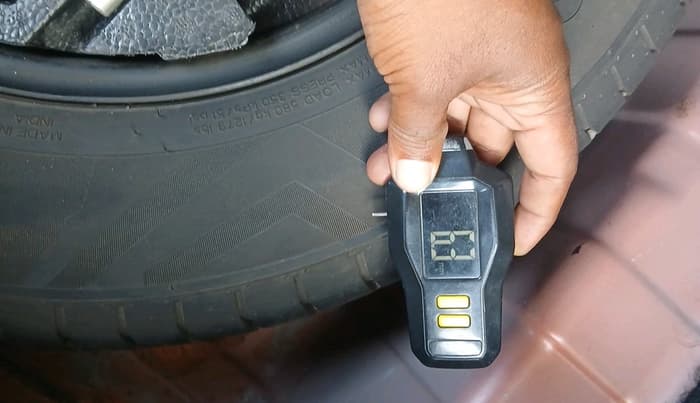 2022 Tata PUNCH ADVENTURE MT, Petrol, Manual, 27,082 km, tyre