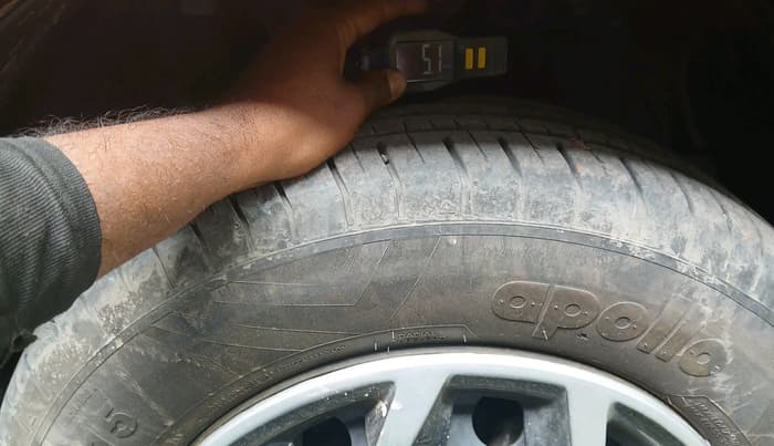 2022 Tata PUNCH ADVENTURE MT, Petrol, Manual, 27,082 km, tyre