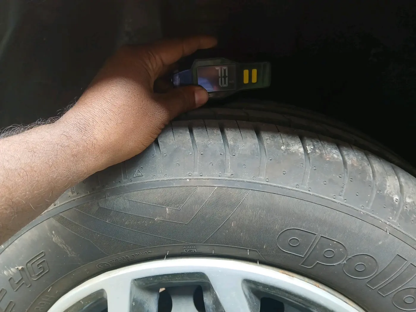 2022 Tata PUNCH ADVENTURE MT, Petrol, Manual, 27,082 km, tyre
