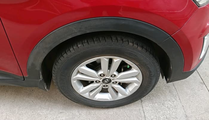 2016 Hyundai Creta SX PLUS 1.6 PETROL, Petrol, Manual, 31,798 km, tyre
