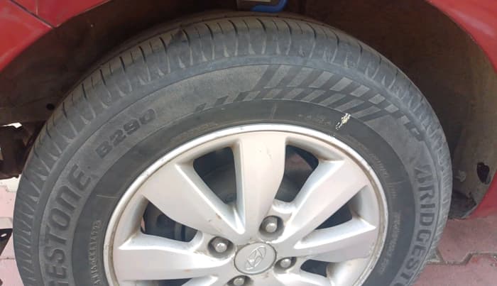 2012 Hyundai i20 ASTA 1.4 CRDI, Diesel, Manual, 1,23,918 km, tyre
