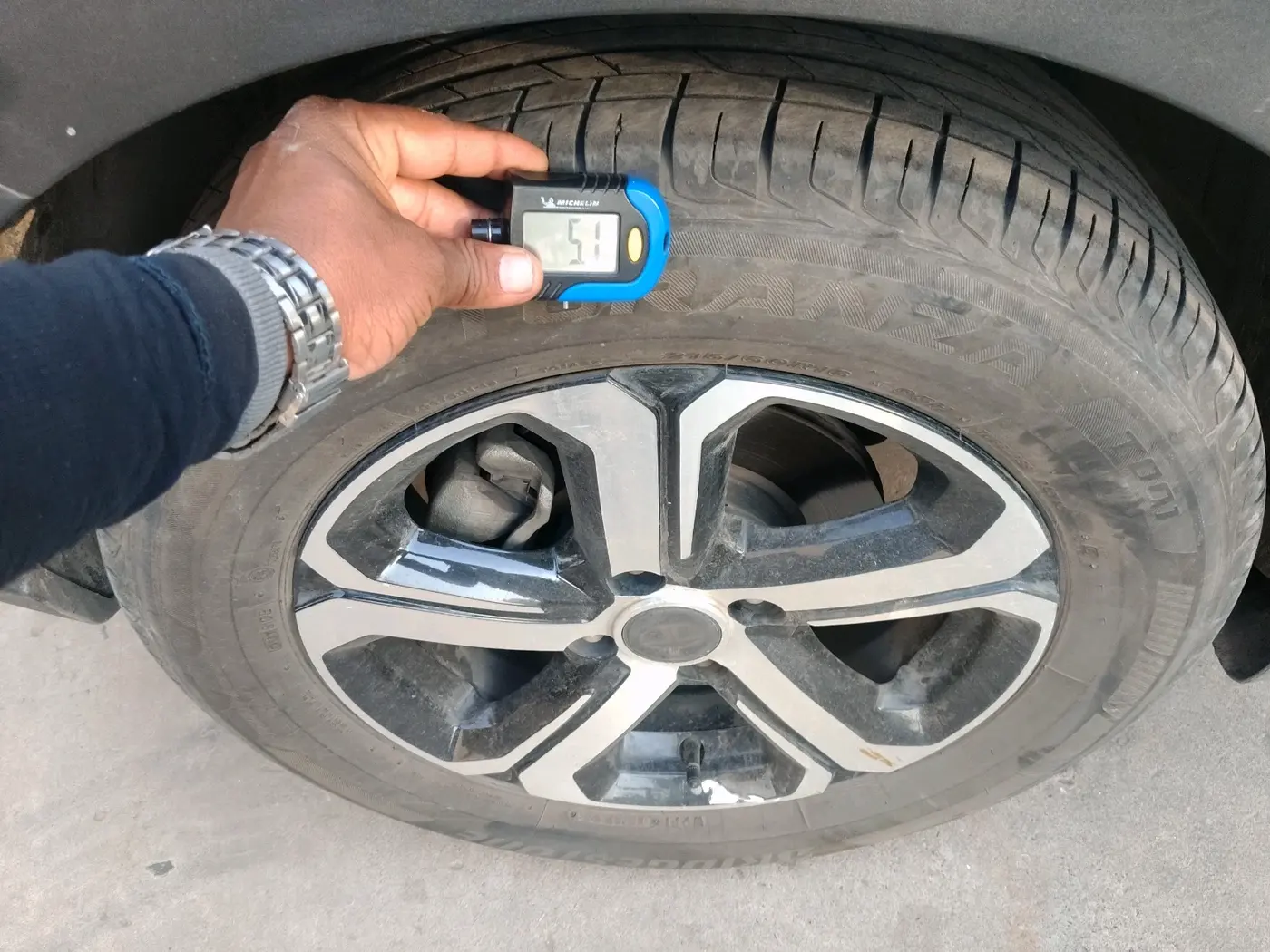 2023 Tata NEXON XZA PLUS DIESEL, Diesel, Automatic, 38,648 km, tyre