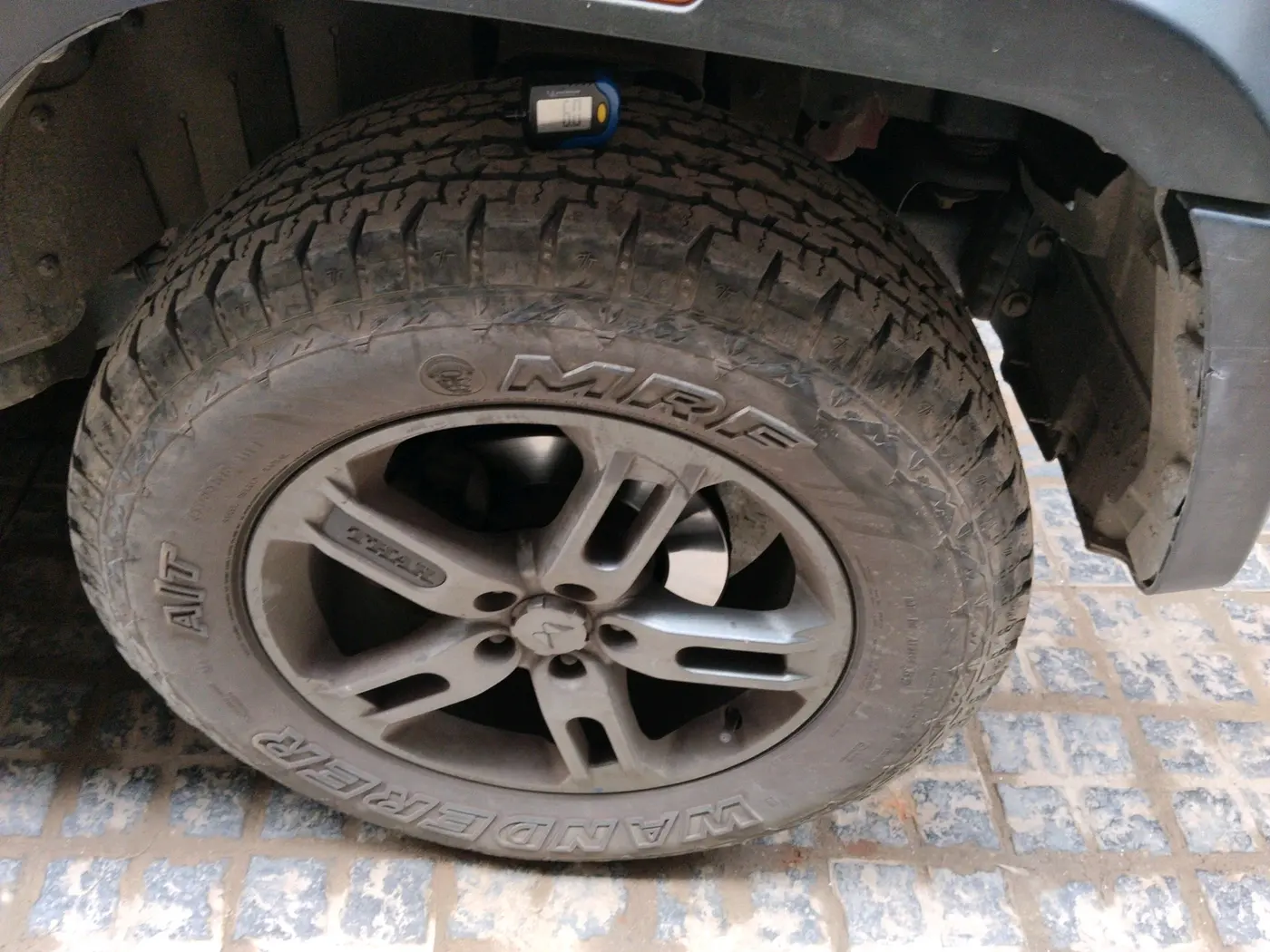 2022 Mahindra Thar LX PETROL HT 4WD AT, Petrol, Automatic, 27,087 km, tyre