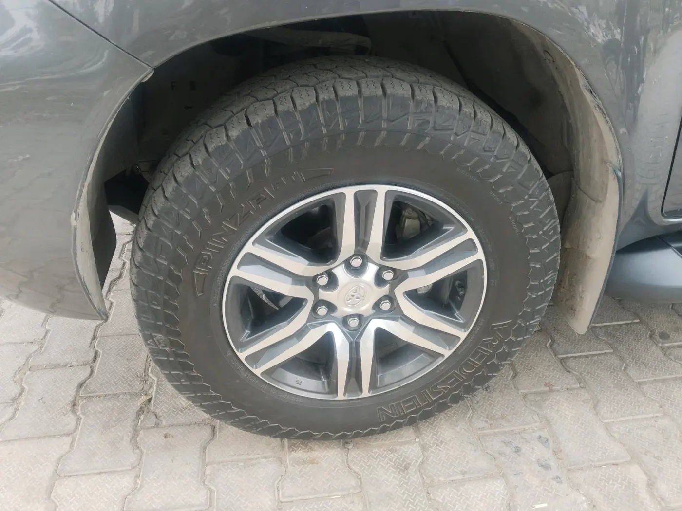 2023 Toyota HILUX STD 4X4 MT, Diesel, Manual, 22,801 km, tyre