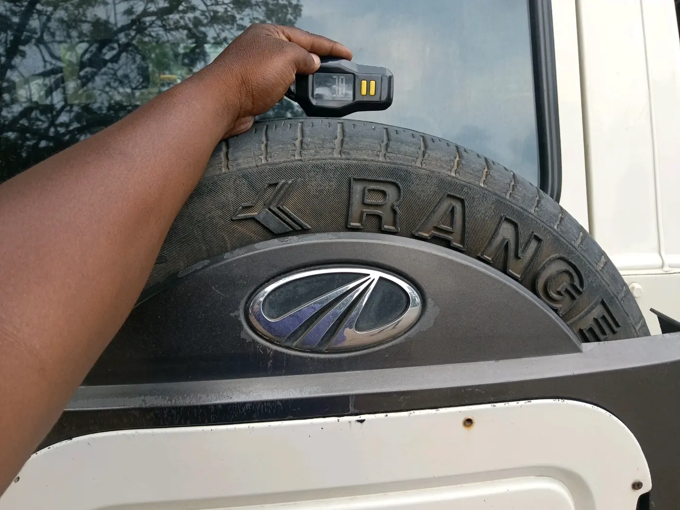 2021 Mahindra Bolero B6, Diesel, Manual, 78,300 km, tyre