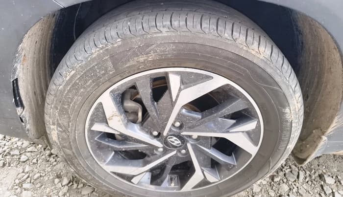 2021 Hyundai Creta SX (O) 1.5 DIESEL, Diesel, Manual, 1,17,375 km, tyre