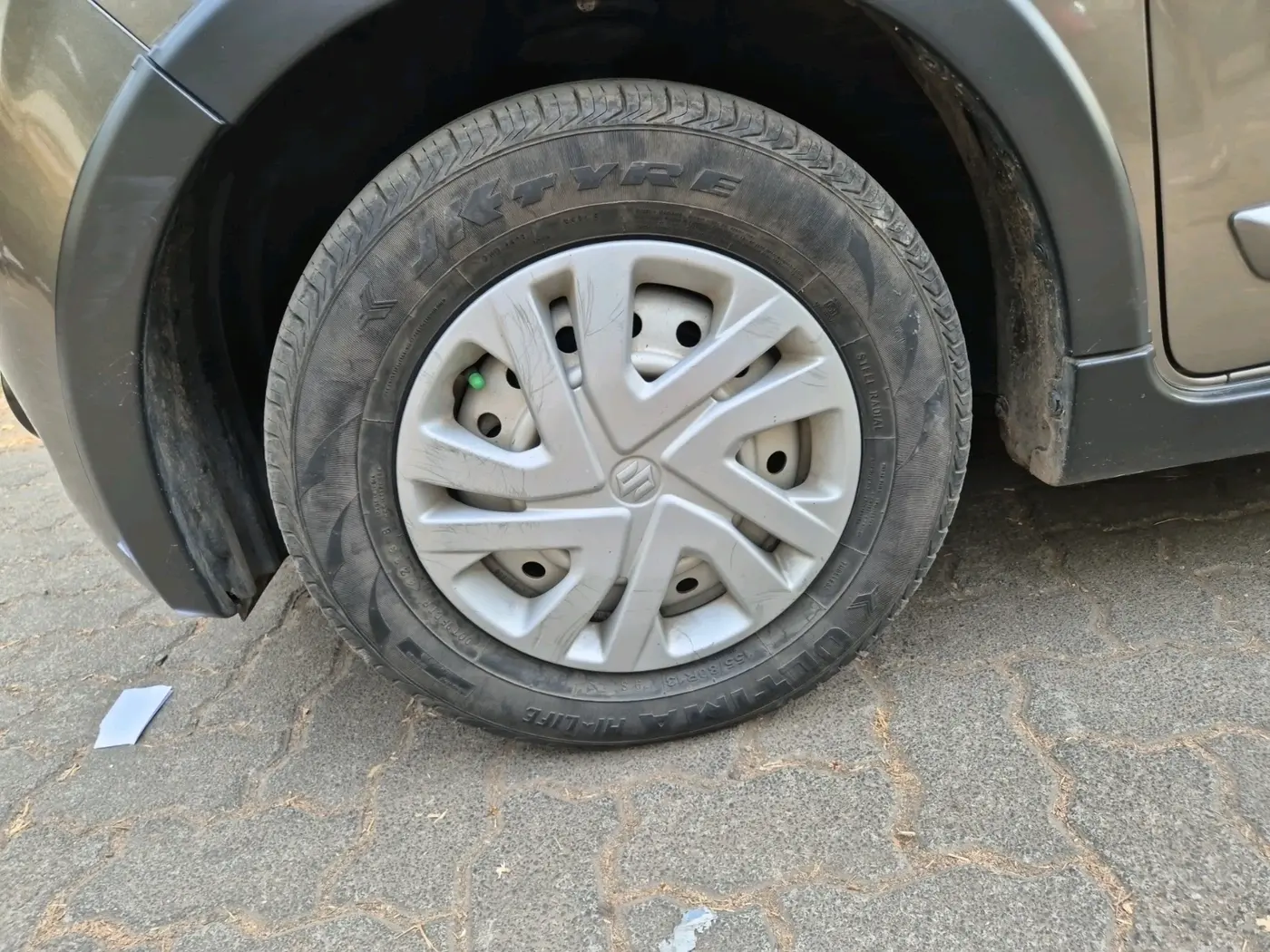 2019 Maruti New Wagon-R LXI CNG (O) 1.0, CNG, Manual, 74,589 km, tyre
