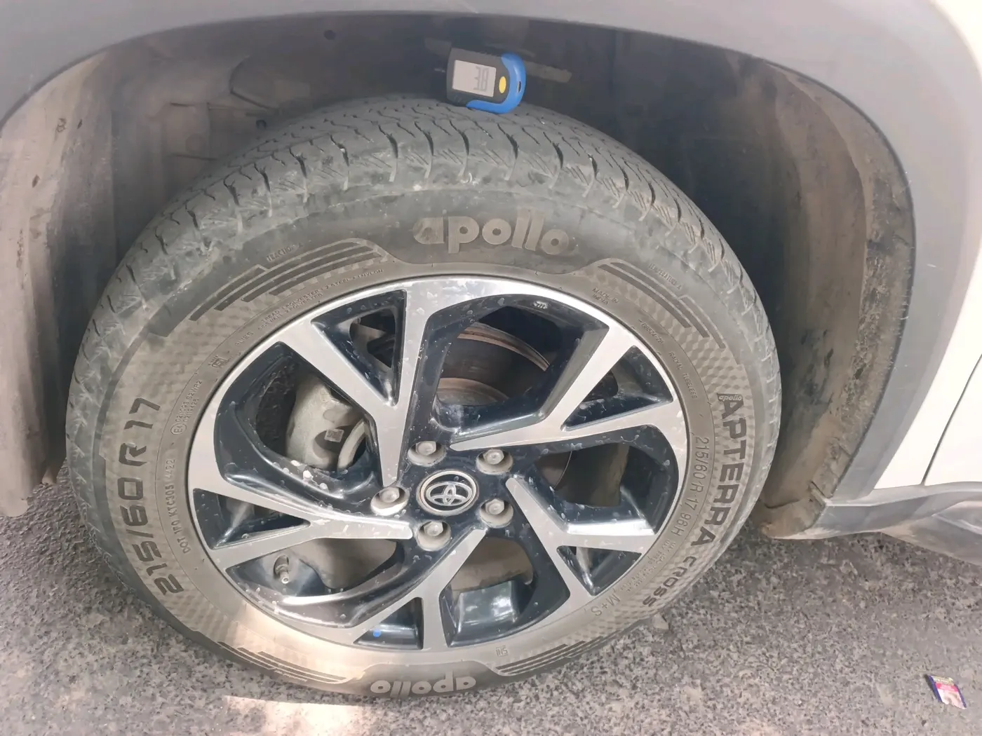 2022 Toyota URBAN CRUISER HYRYDER V HYBRID, Hybrid, Automatic, 84,034 km, tyre