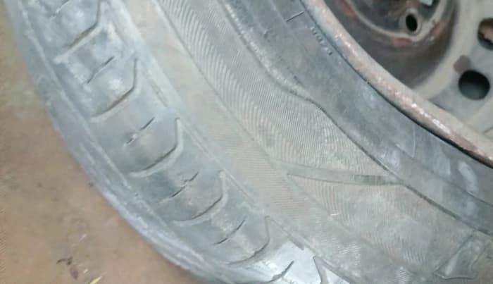 2006 Honda City ZX GXI, Petrol, Manual, 1,15,048 km, tyre