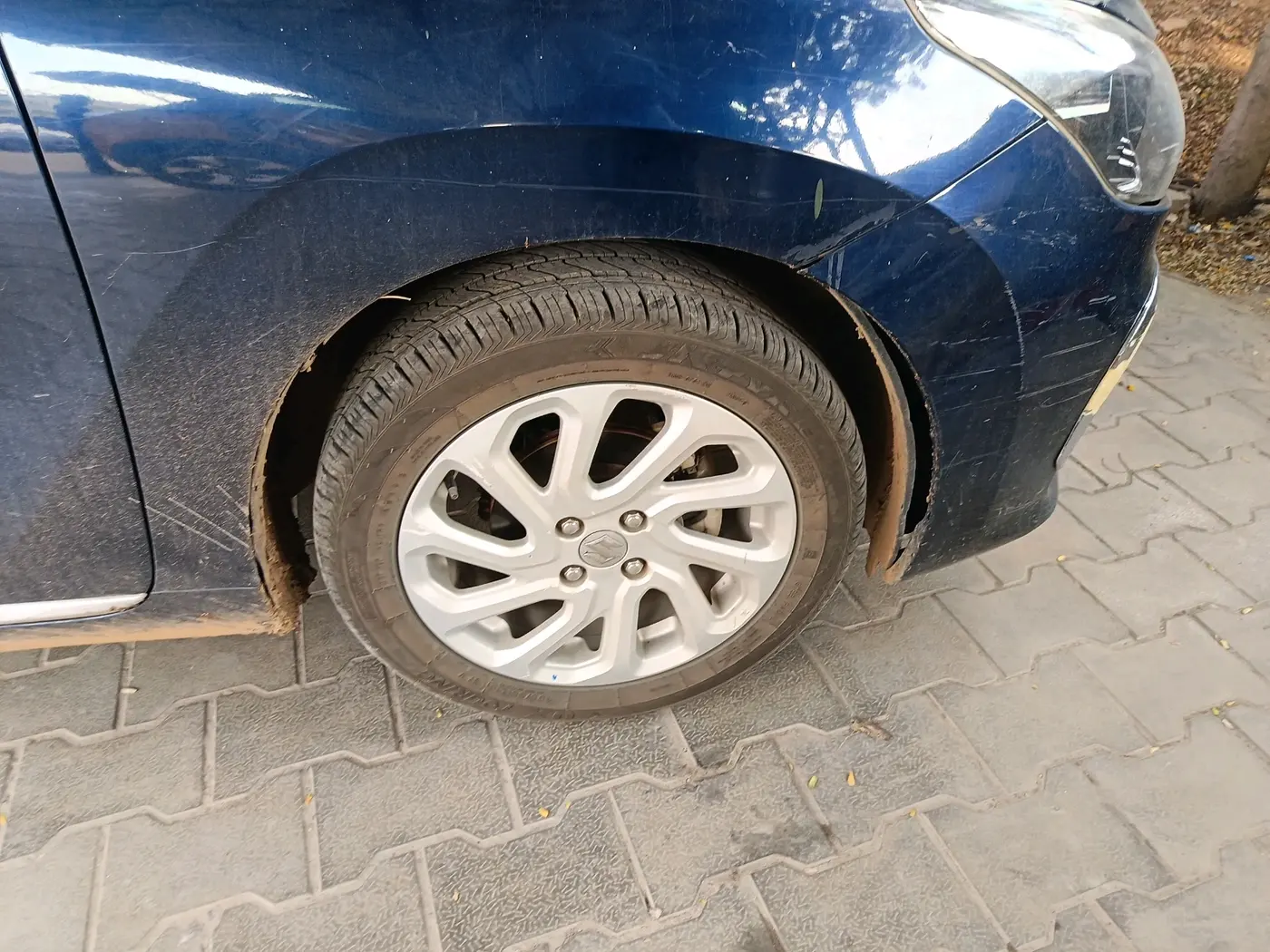 2022 Maruti Baleno ZETA PETROL 1.2, Petrol, Manual, 1,24,703 km, tyre
