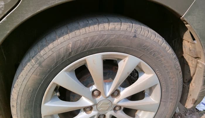 2012 Maruti Ertiga ZDI, Diesel, Manual, 1,33,144 km, tyre