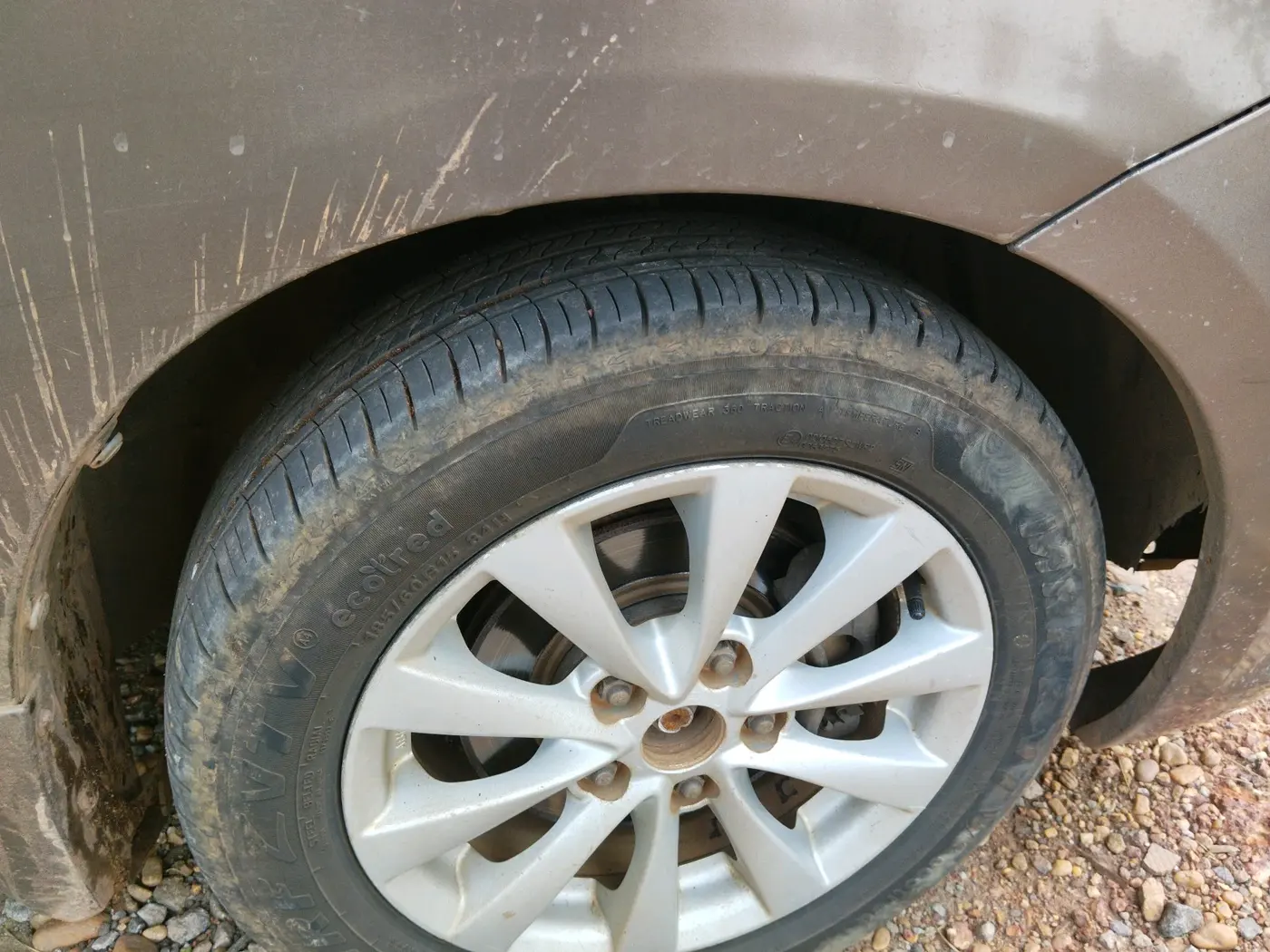 2012 Maruti Ertiga ZDI, Diesel, Manual, 1,33,144 km, tyre