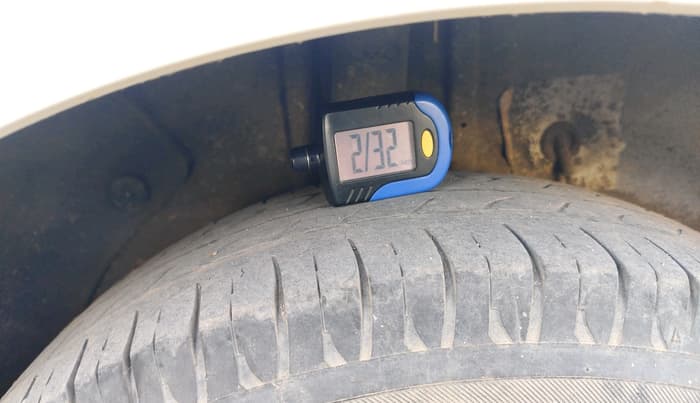 2014 Hyundai i20 SPORTZ 1.2, CNG, Manual, 73,077 km, tyre