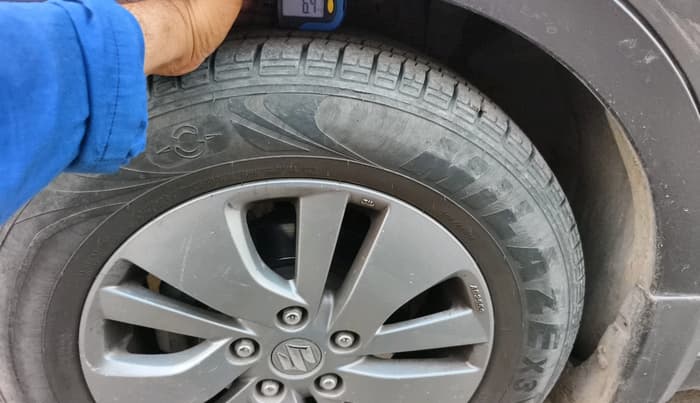 2016 Maruti S Cross ZETA 1.3, Diesel, Manual, 1,93,073 km, tyre