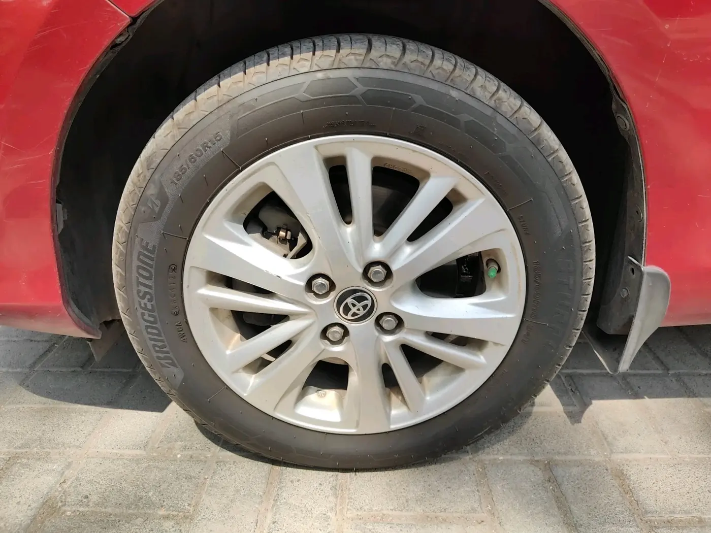 2018 Toyota YARIS VX MT, Petrol, Manual, 53,393 km, tyre