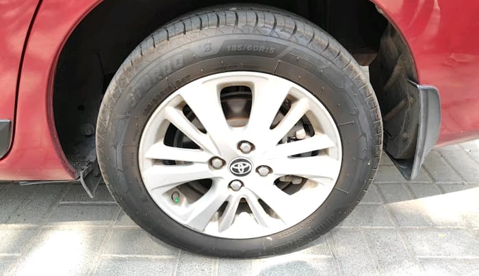 2018 Toyota YARIS VX MT, Petrol, Manual, 53,393 km, tyre