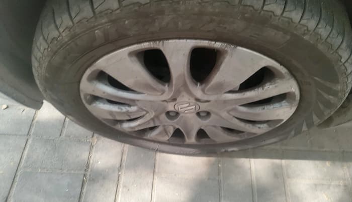 2017 Maruti Baleno ZETA DIESEL 1.3, Diesel, Manual, 97,151 km, tyre