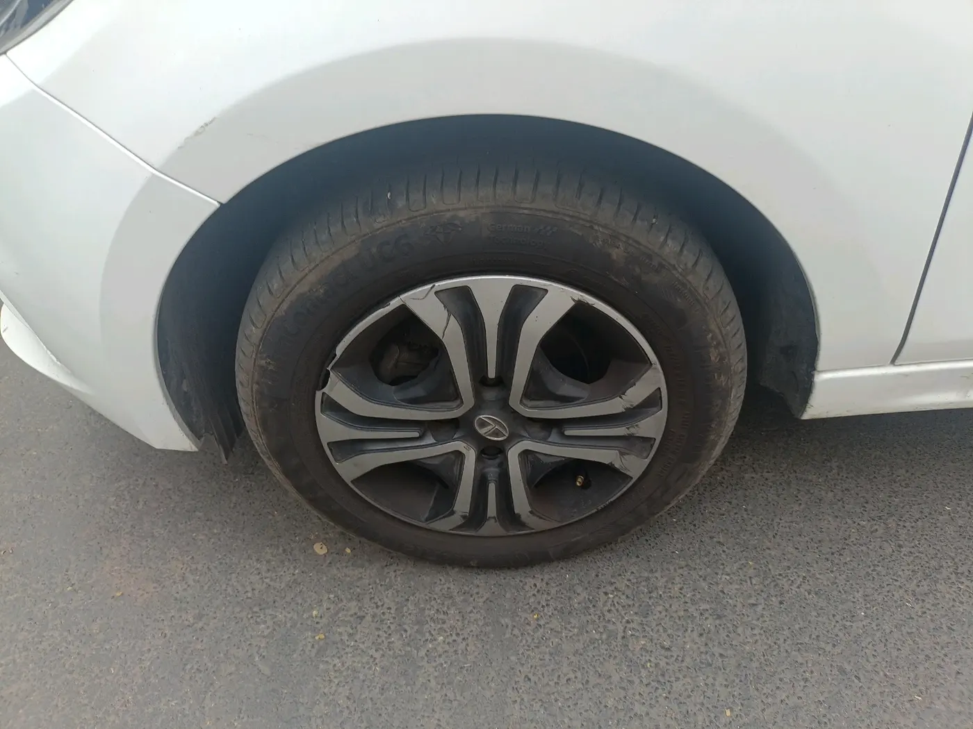2023 Tata TIGOR XZ PLUS CNG, CNG, Manual, 56,048 km, tyre