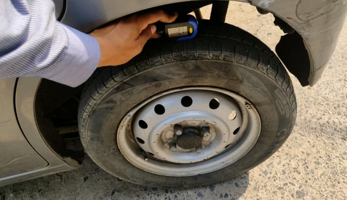 2018 Maruti Wagon R 1.0 LXI CNG, CNG, Manual, 59,309 km, tyre
