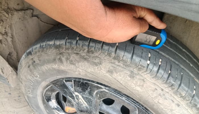 2022 Tata PUNCH PURE MT, Petrol, Manual, 71,989 km, tyre