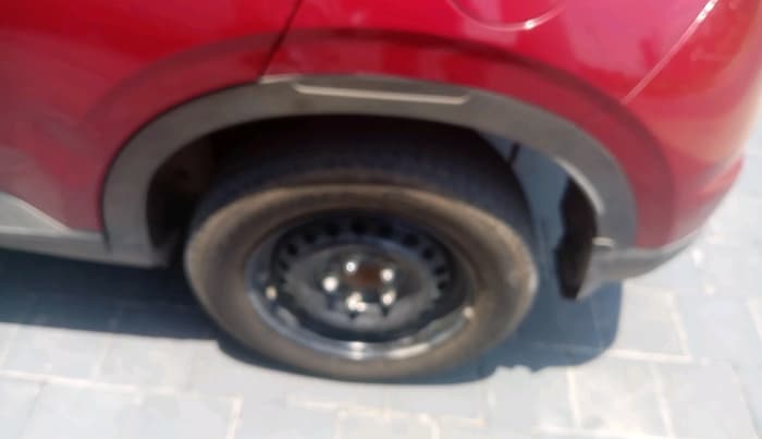 2019 Hyundai VENUE S 1.0 TURBO DCT, Petrol, Automatic, 32,516 km, tyre