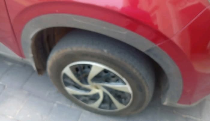 2019 Hyundai VENUE S 1.0 TURBO DCT, Petrol, Automatic, 32,516 km, tyre